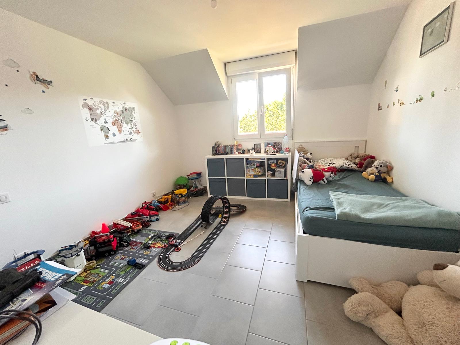 Chambre 4 / bureau – Duplex Larivière